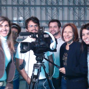 ANNAMARIA DIAS COM ESTUDANTES DE RÁDIO E TV